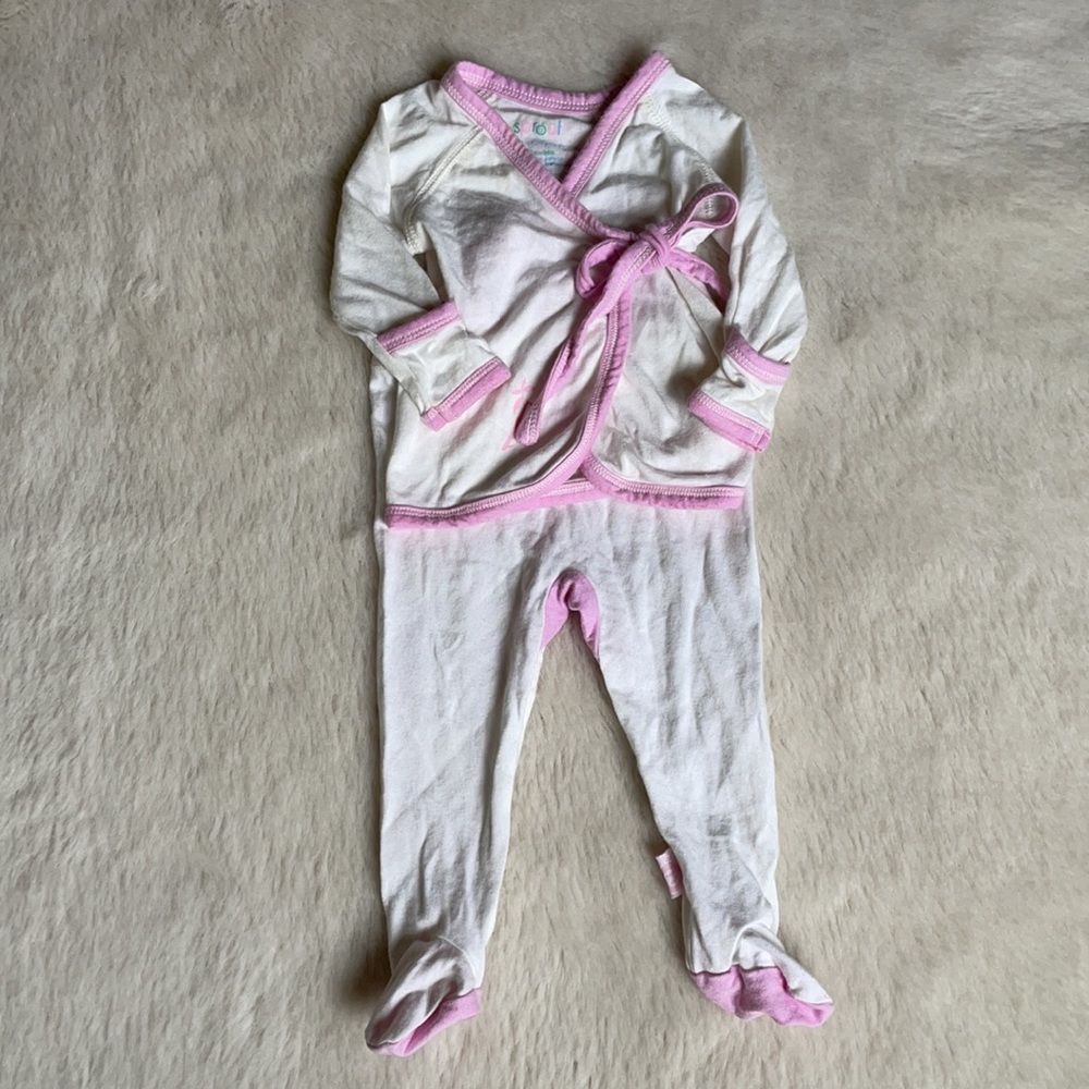 Sprout | Ivory & Pink Bamboo Pajama Set | 0-1 Month - Picture 2 of 15
